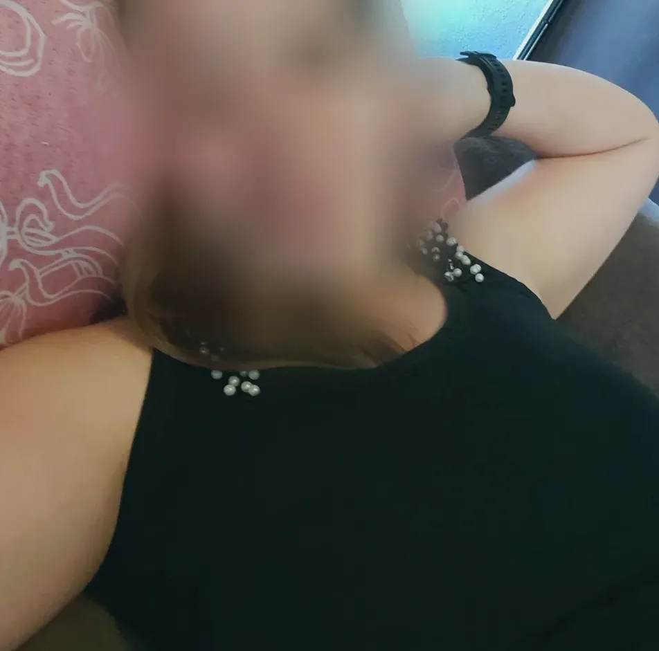 Elsa, 37