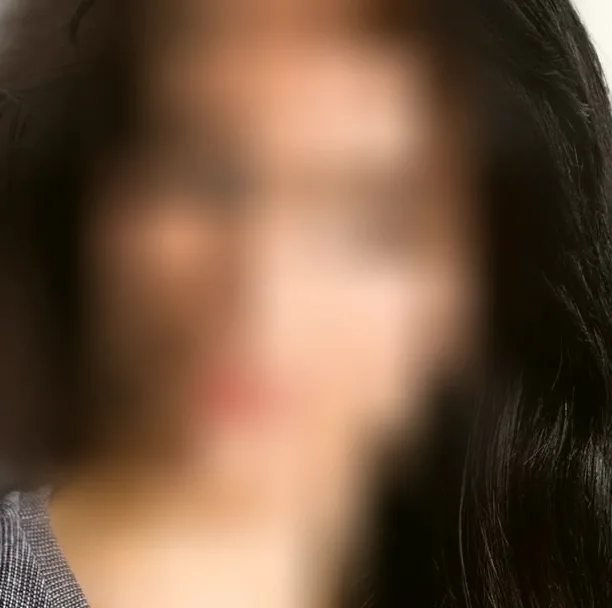 Olivia, 37